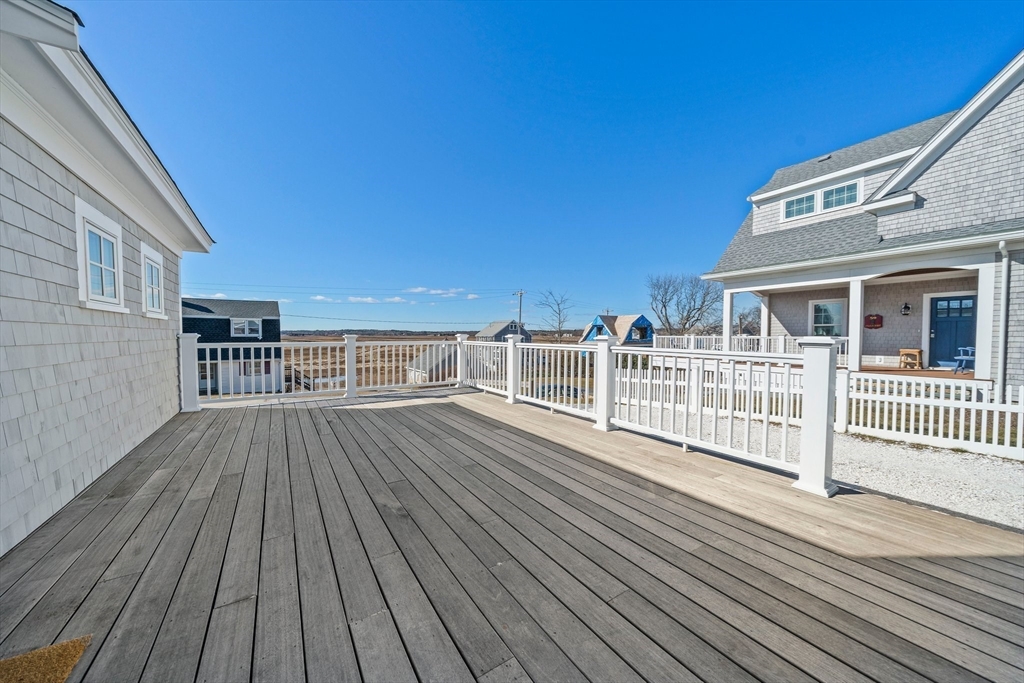 3 bed, 2 bath apartment for rent at 61 Gurnet Rd, Duxbury — photo 30 of 41