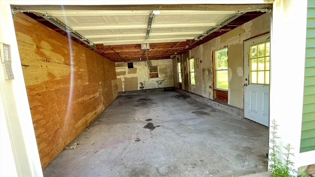 3 bed, 1 bath apartment for rent at 61 Hastings Rd Unit 2, Southwick — photo 35 of 36