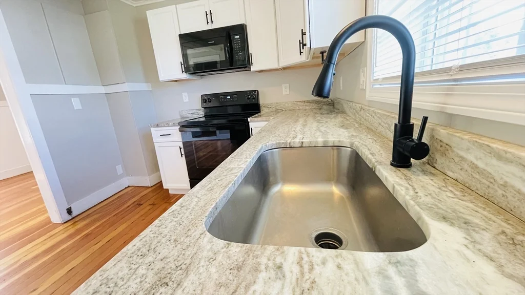 3 bed, 1 bath apartment for rent at 61 Hastings Rd Unit 2, Southwick — photo 10 of 36