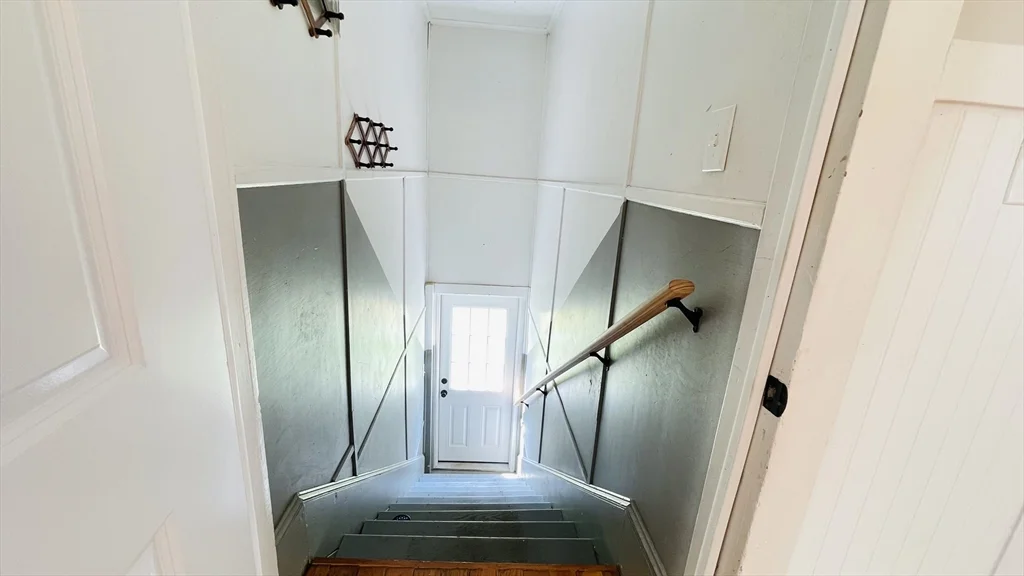 3 bed, 1 bath apartment for rent at 61 Hastings Rd Unit 2, Southwick — photo 33 of 36