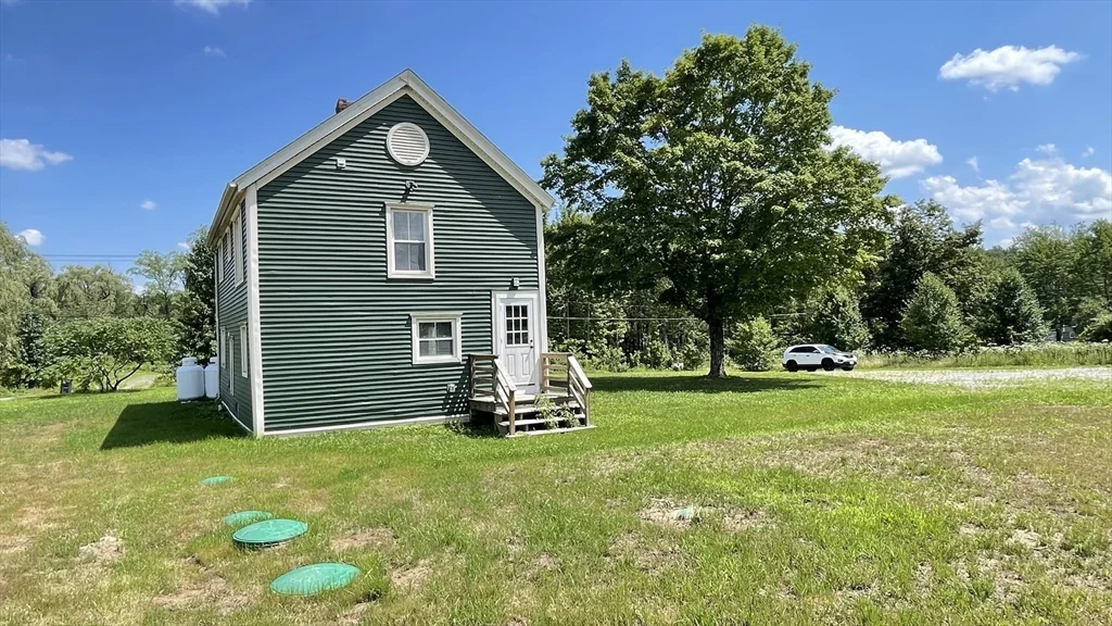 3 bed, 1 bath apartment for rent at 61 Hastings Rd Unit 2, Southwick — photo 6 of 36