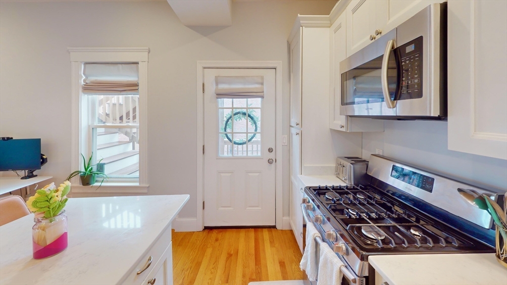 3 bed, 2 bath apartment for rent at 61 Havre St Unit 2, East Boston — photo 2 of 20