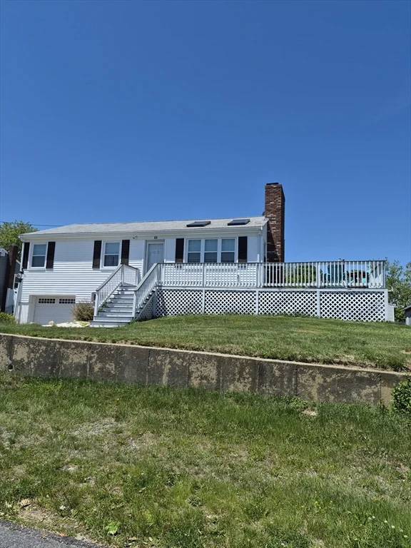4 bed, 2 bath apartment for rent at 61 Hilltop Ave Unit 61, Plymouth — photo 1 of 13