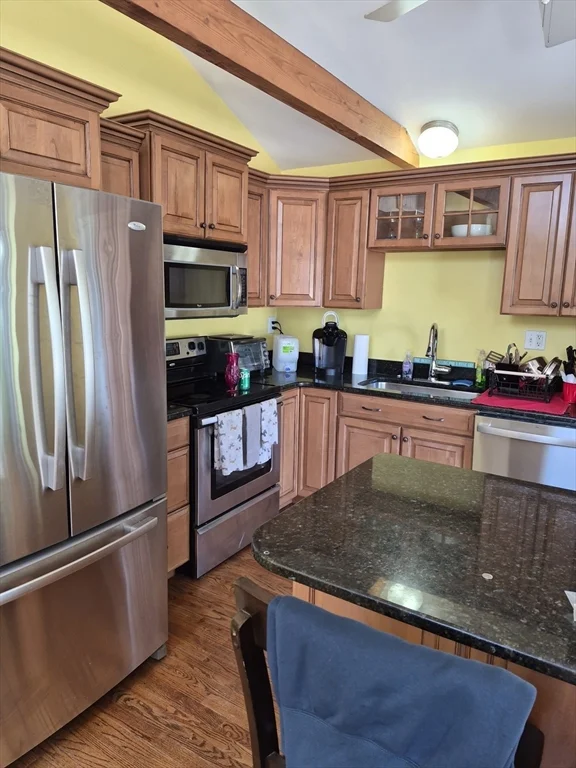 4 bed, 2 bath apartment for rent at 61 Hilltop Ave Unit 61, Plymouth — photo 3 of 13