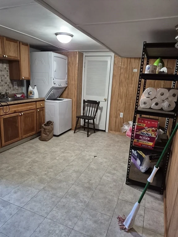 4 bed, 2 bath apartment for rent at 61 Hilltop Ave Unit 61, Plymouth — photo 7 of 13