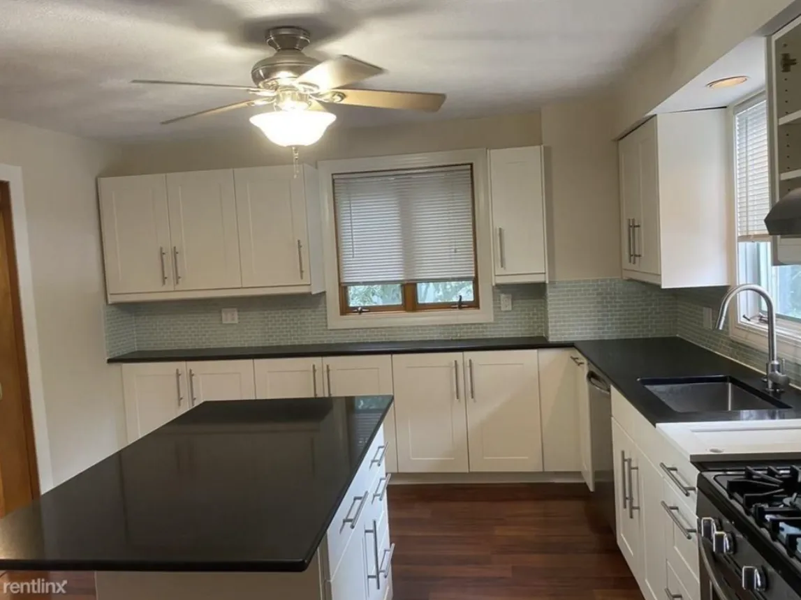 1 bed, 1 bath apartment for rent at 61 Homer Ave Unit 1, West Cambridge — photo 4 of 18