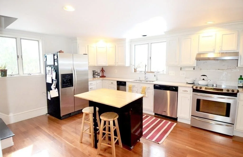 3 bed, 1 bath apartment for rent at 61 Houghton St, Hudson — photo 8 of 18