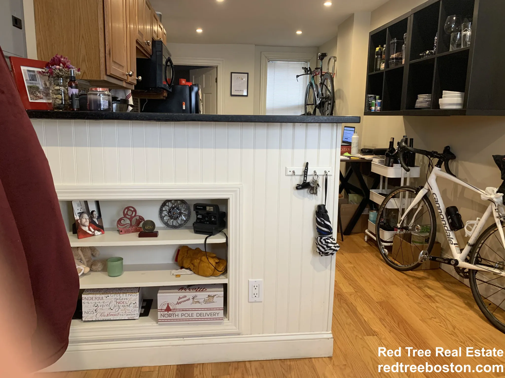 1 bed, 1 bath apartment for rent at 61 Joy St Unit 1, Beacon Hill — photo 12 of 17
