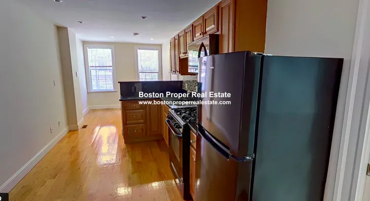 1 bed, 1 bath apartment for rent at 61 Joy St Unit 1, Beacon Hill — photo 2 of 7