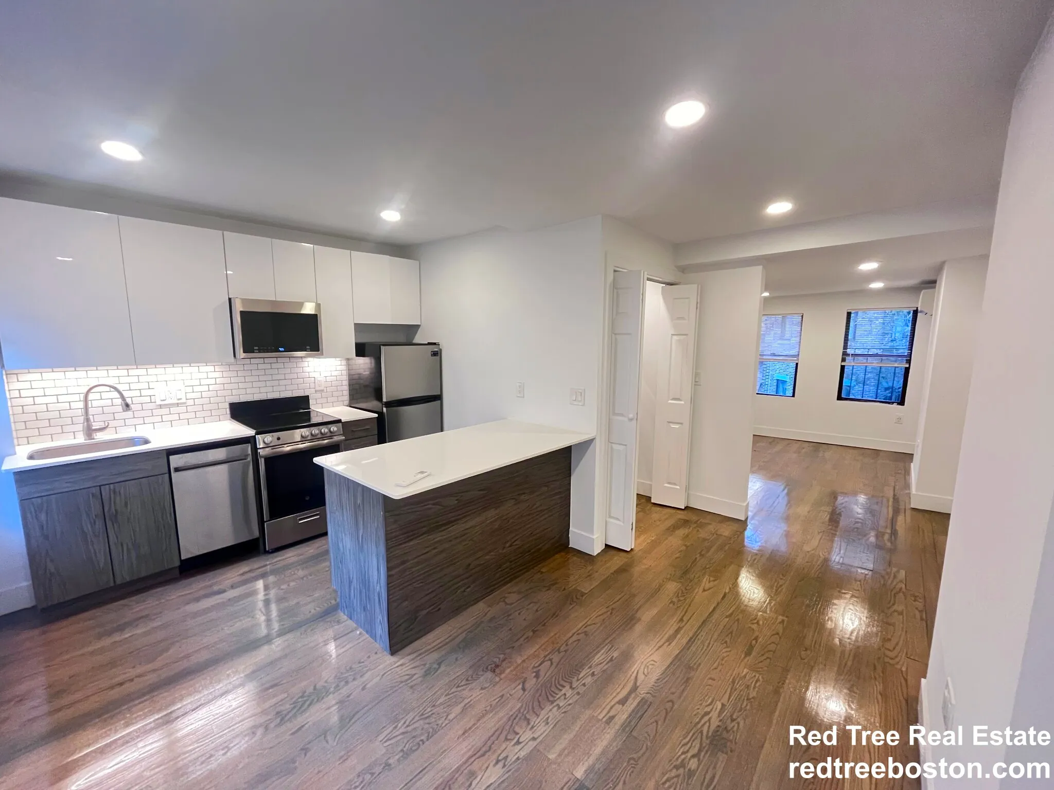 Studio bed, 1 bath apartment for rent at 61 Joy St Unit 3, Beacon Hill — photo 1 of 5