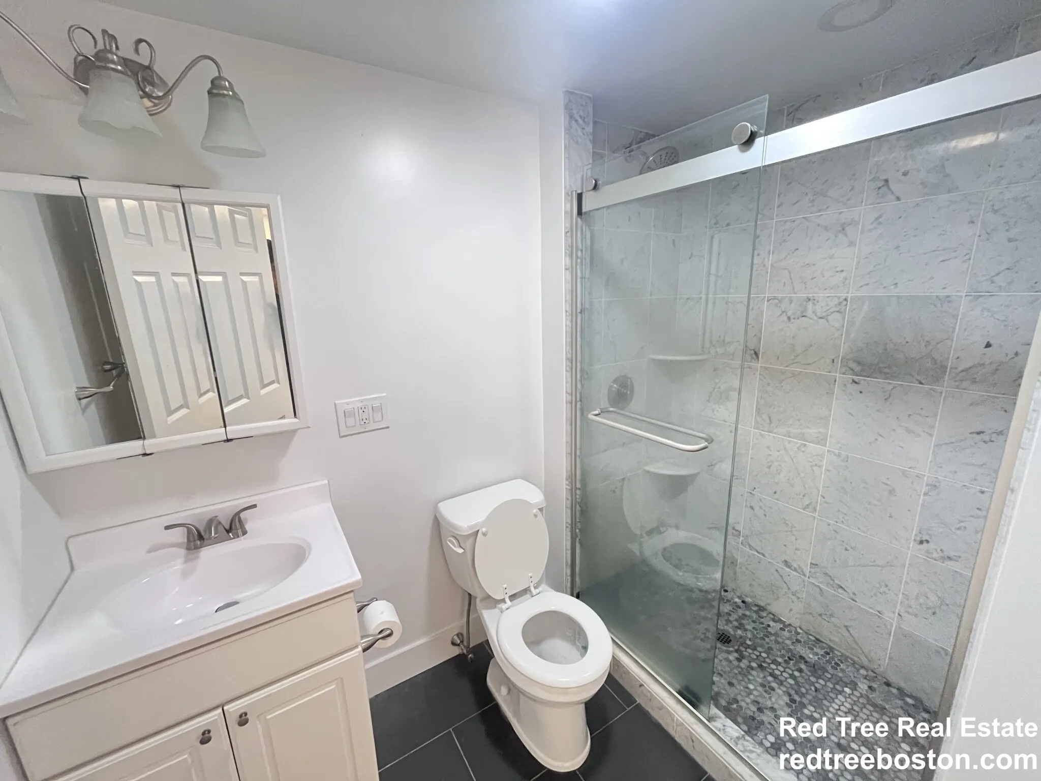 Studio bed, 1 bath apartment for rent at 61 Joy St Unit 3, Beacon Hill — photo 3 of 5