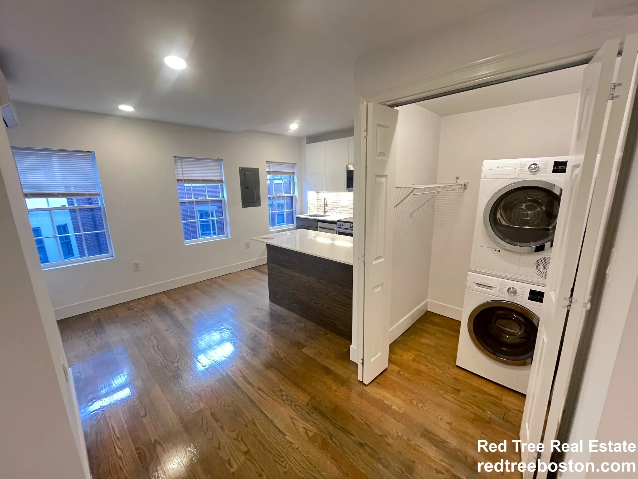 Studio bed, 1 bath apartment for rent at 61 Joy St Unit 3, Beacon Hill — photo 2 of 5