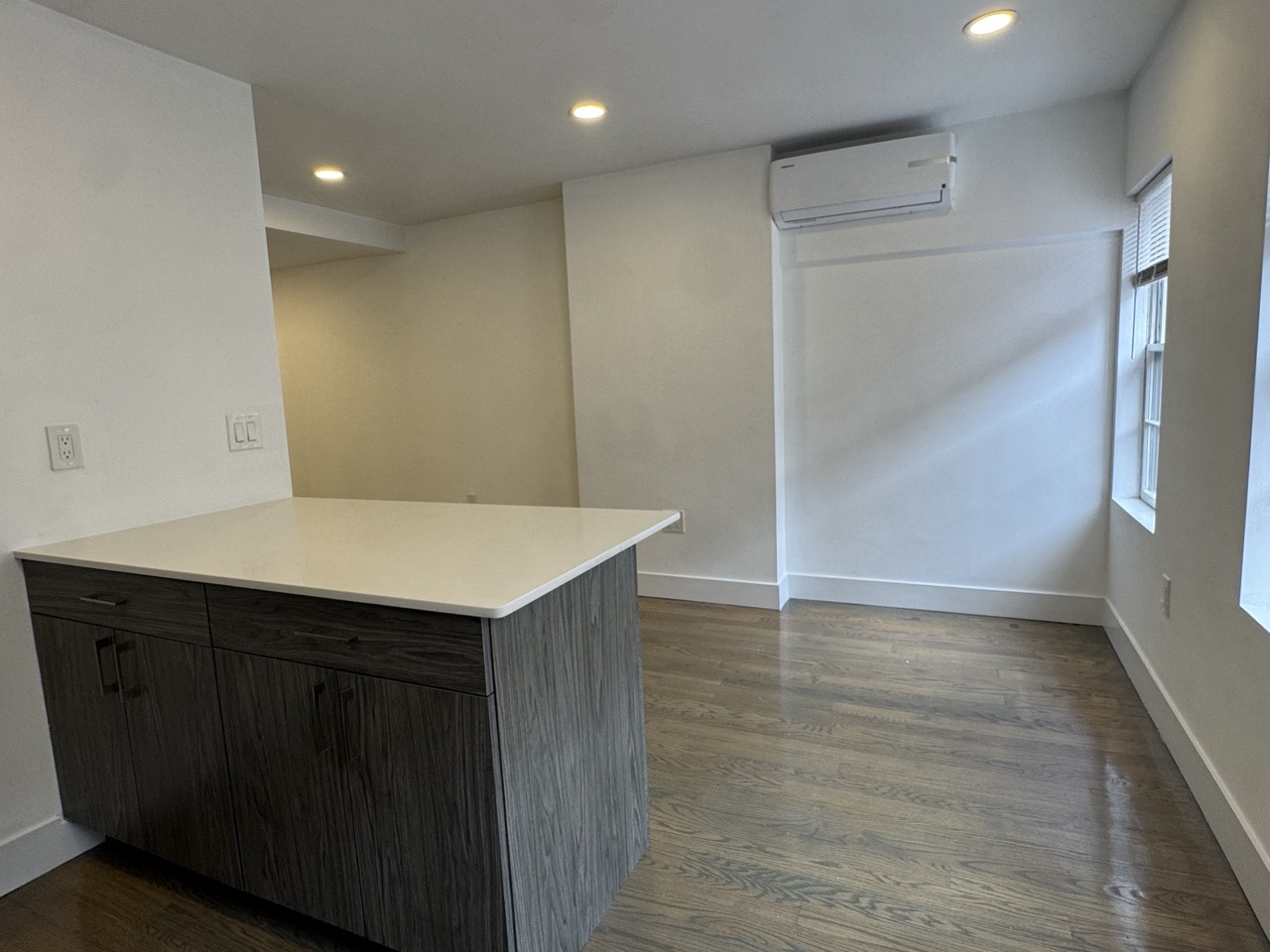 Studio bed, 1 bath apartment for rent at 61 Joy St Unit 3c, Beacon Hill — photo 8 of 13