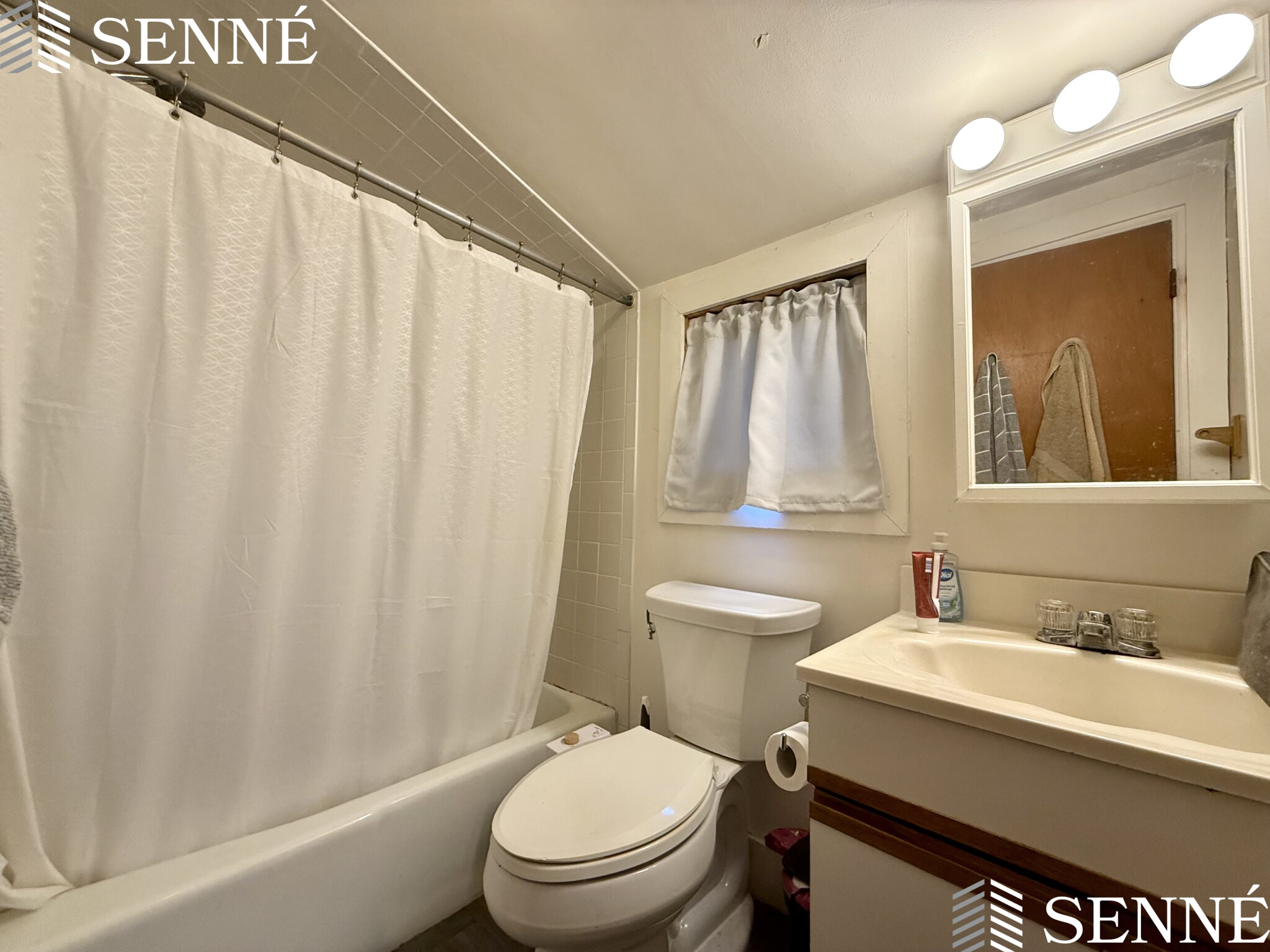 1 bed, 1 bath apartment for rent at 61 Market St Unit 3, The Port — photo 5 of 30