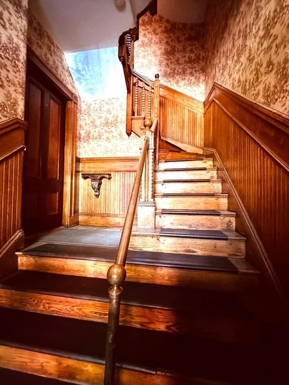3 bed, 1 bath apartment for rent at 61 Monument Ave Unit 1, Charlestown — photo 19 of 20
