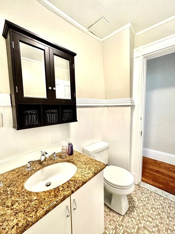 3 bed, 1 bath apartment for rent at 61 Monument Ave Unit 1, Charlestown — photo 12 of 20