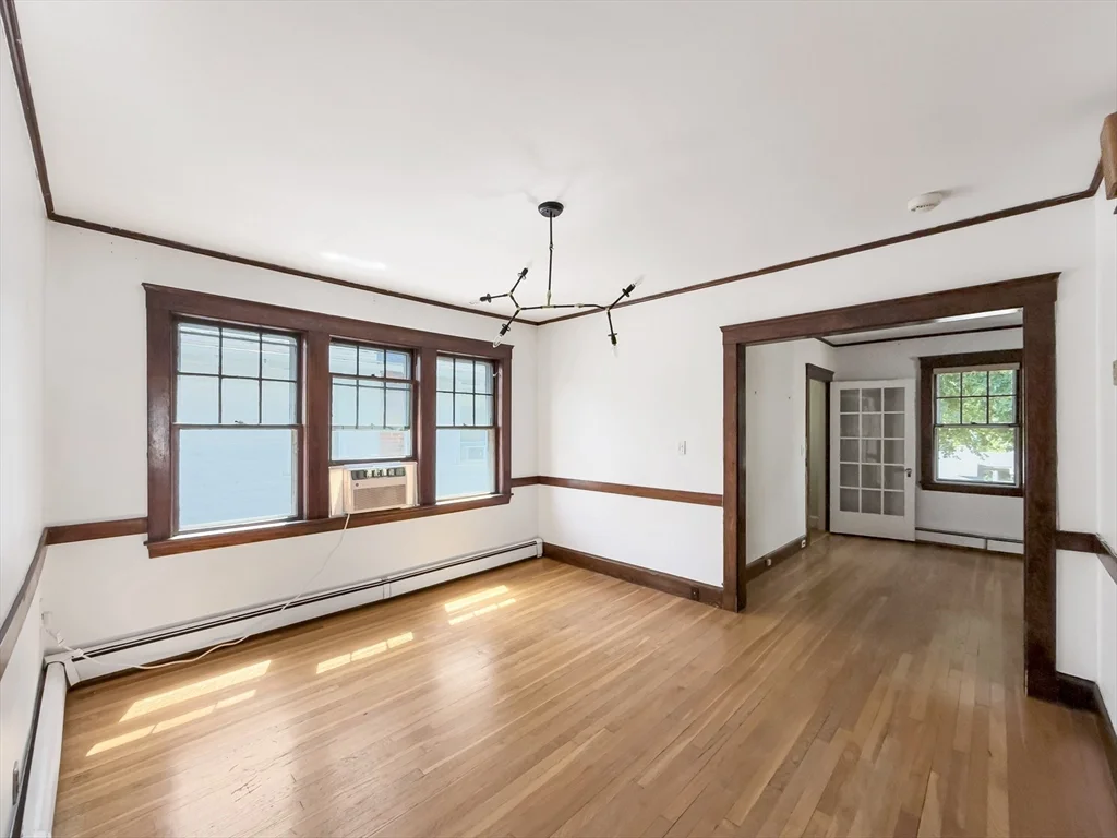 3 bed, 1 bath apartment for rent at 61 Moraine St Unit 61, Jamaica Plain — photo 21 of 27