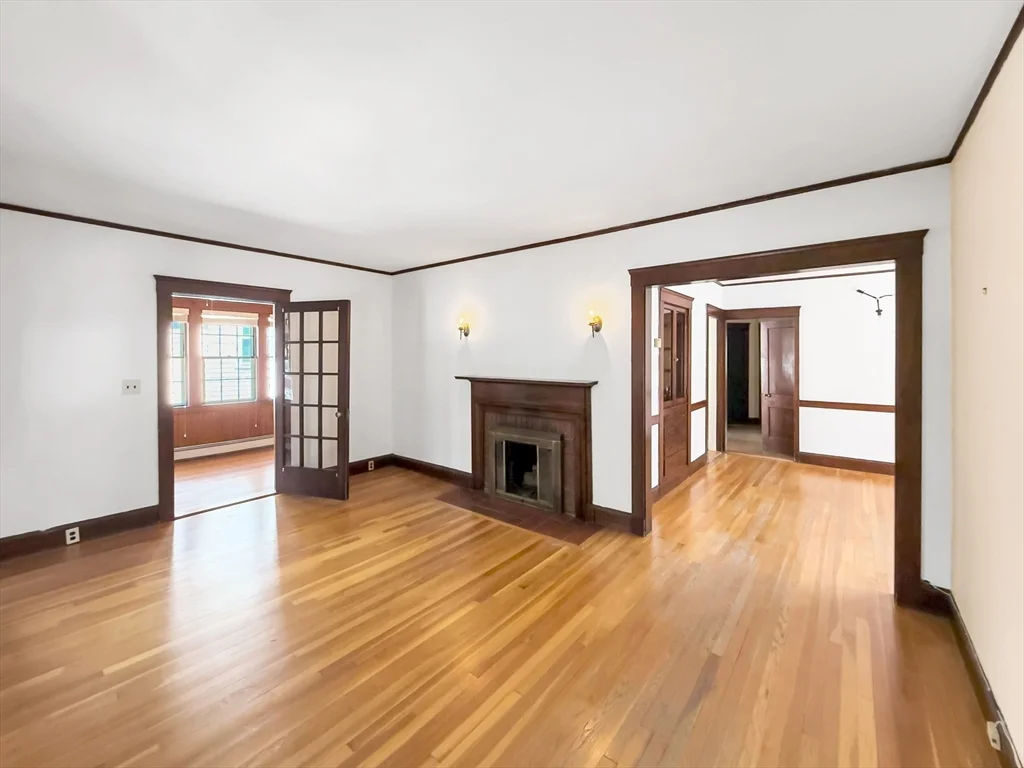 3 bed, 1 bath apartment for rent at 61 Moraine St Unit 61, Jamaica Plain — photo 24 of 27