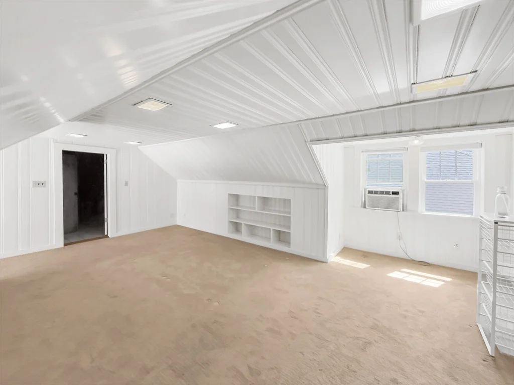 3 bed, 1 bath apartment for rent at 61 Moraine St Unit 61, Jamaica Plain — photo 19 of 27