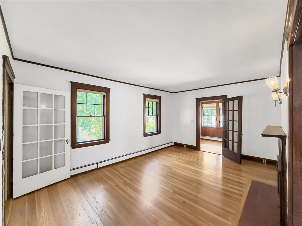3 bed, 1 bath apartment for rent at 61 Moraine St Unit 61, Jamaica Plain — photo 26 of 27