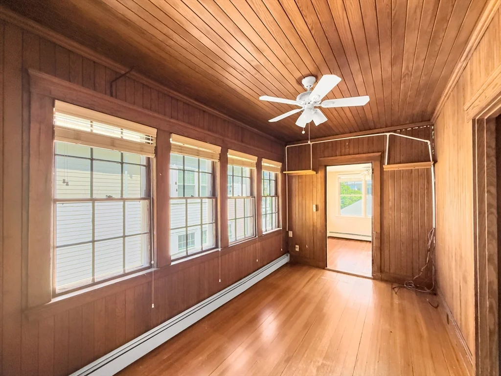 3 bed, 1 bath apartment for rent at 61 Moraine St Unit 61, Jamaica Plain — photo 9 of 27