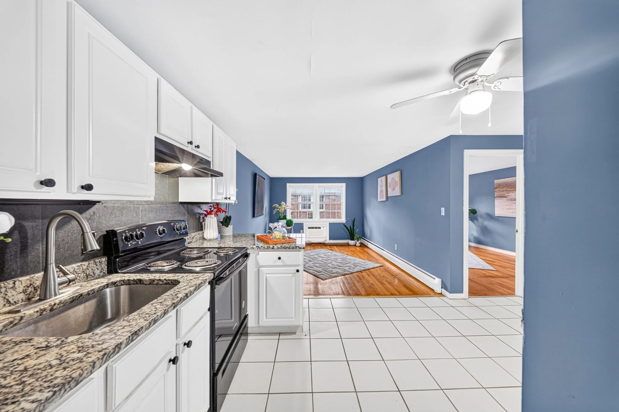 1 bed, 1 bath apartment for rent at 61 Mystic Unit 19, Methuen — photo 11 of 39