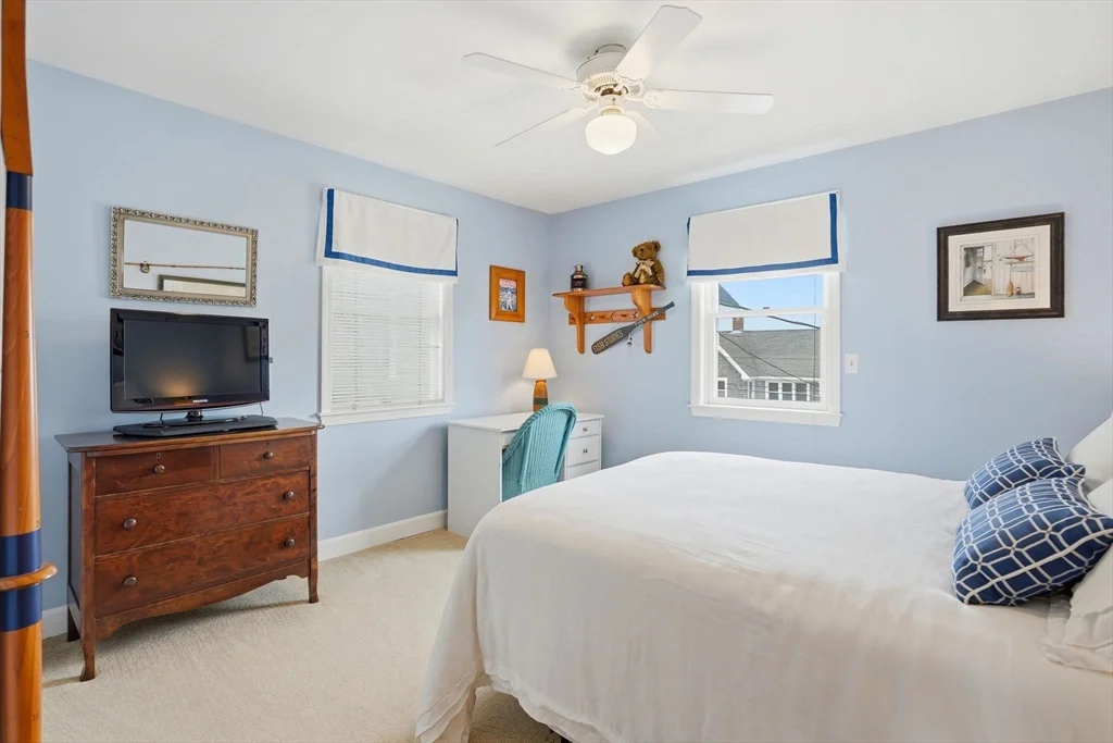 3 bed, 2 bath apartment for rent at 61 Ocean Road North, Duxbury — photo 24 of 31