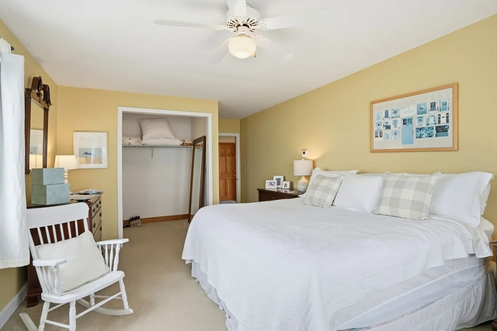 3 bed, 2 bath apartment for rent at 61 Ocean Road North, Duxbury — photo 21 of 31