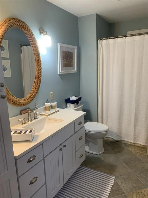 3 bed, 2 bath apartment for rent at 61 Ocean Road North, Duxbury — photo 8 of 31