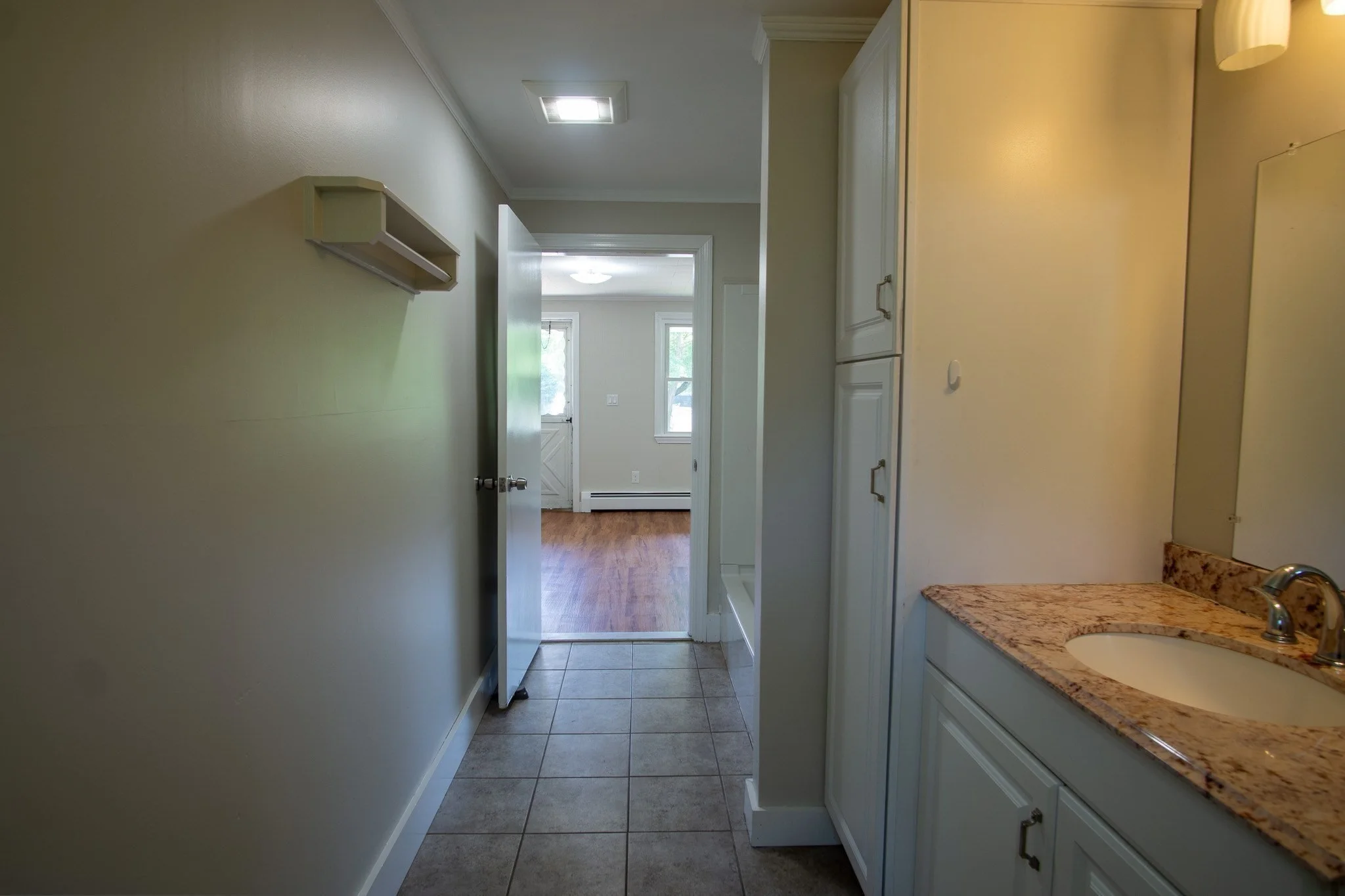 3 bed, 1 bath apartment for rent at 61 Orchard St Unit 1, Bellingham — photo 11 of 18