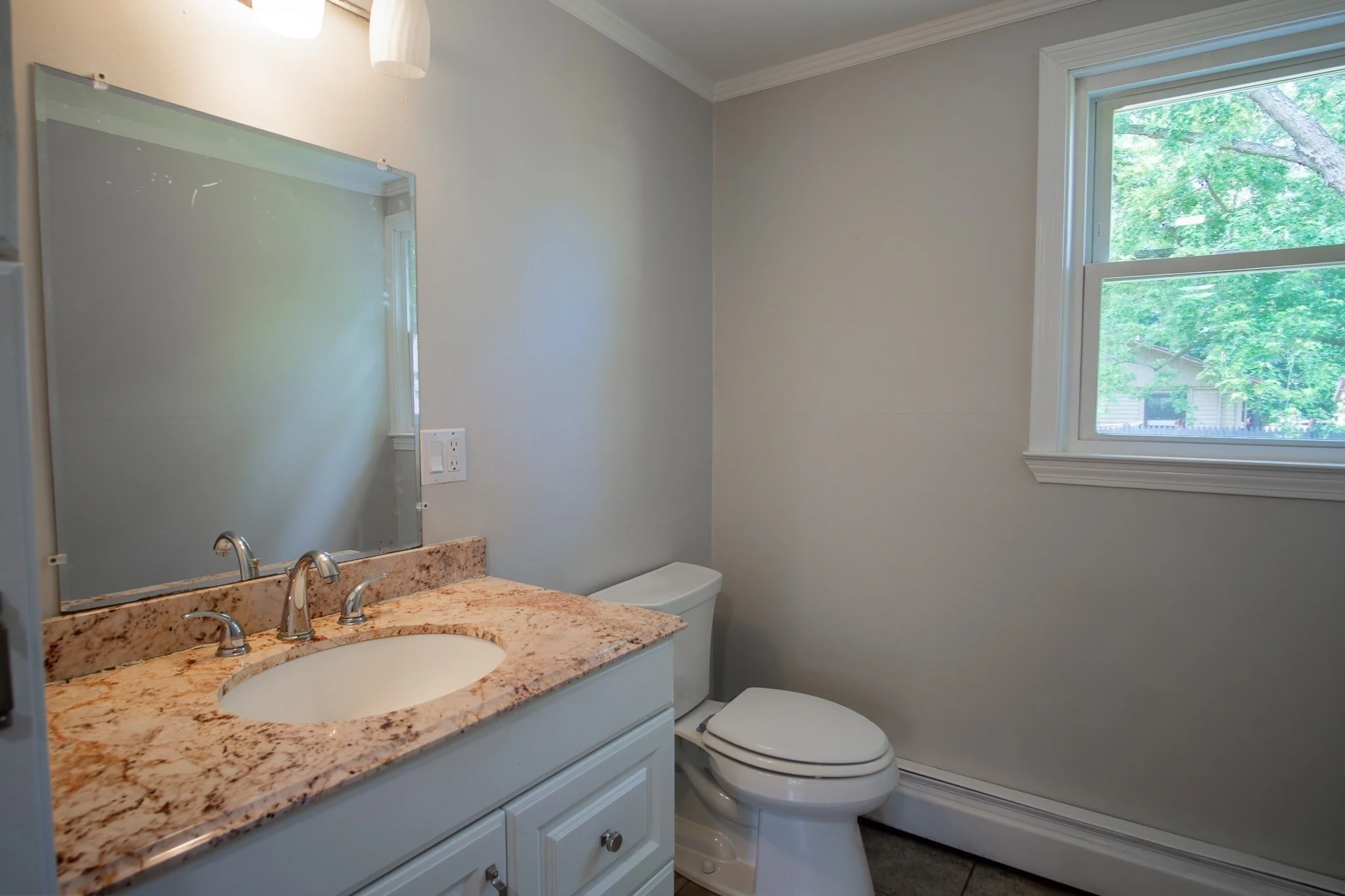 3 bed, 1 bath apartment for rent at 61 Orchard St Unit 1, Bellingham — photo 12 of 18