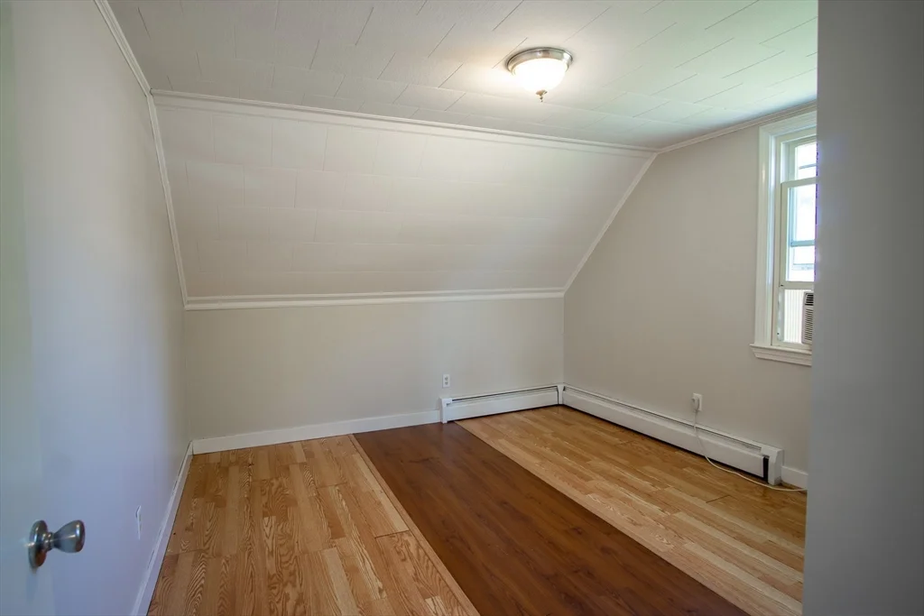 3 bed, 1 bath apartment for rent at 61 Orchard St Unit 2, Bellingham — photo 18 of 24