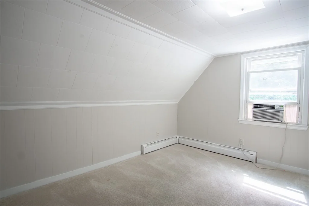 3 bed, 1 bath apartment for rent at 61 Orchard St Unit 2, Bellingham — photo 14 of 24