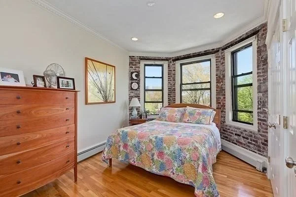 2 bed, 1 bath apartment for rent at 61 Park Dr Unit 10, Fenway — photo 6 of 12