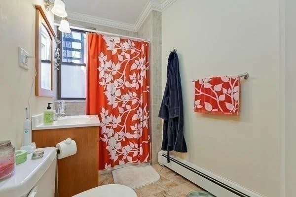 2 bed, 1 bath apartment for rent at 61 Park Dr Unit 10, Fenway — photo 9 of 12