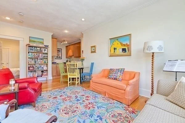 2 bed, 1 bath apartment for rent at 61 Park Dr Unit 10, Fenway — photo 5 of 12