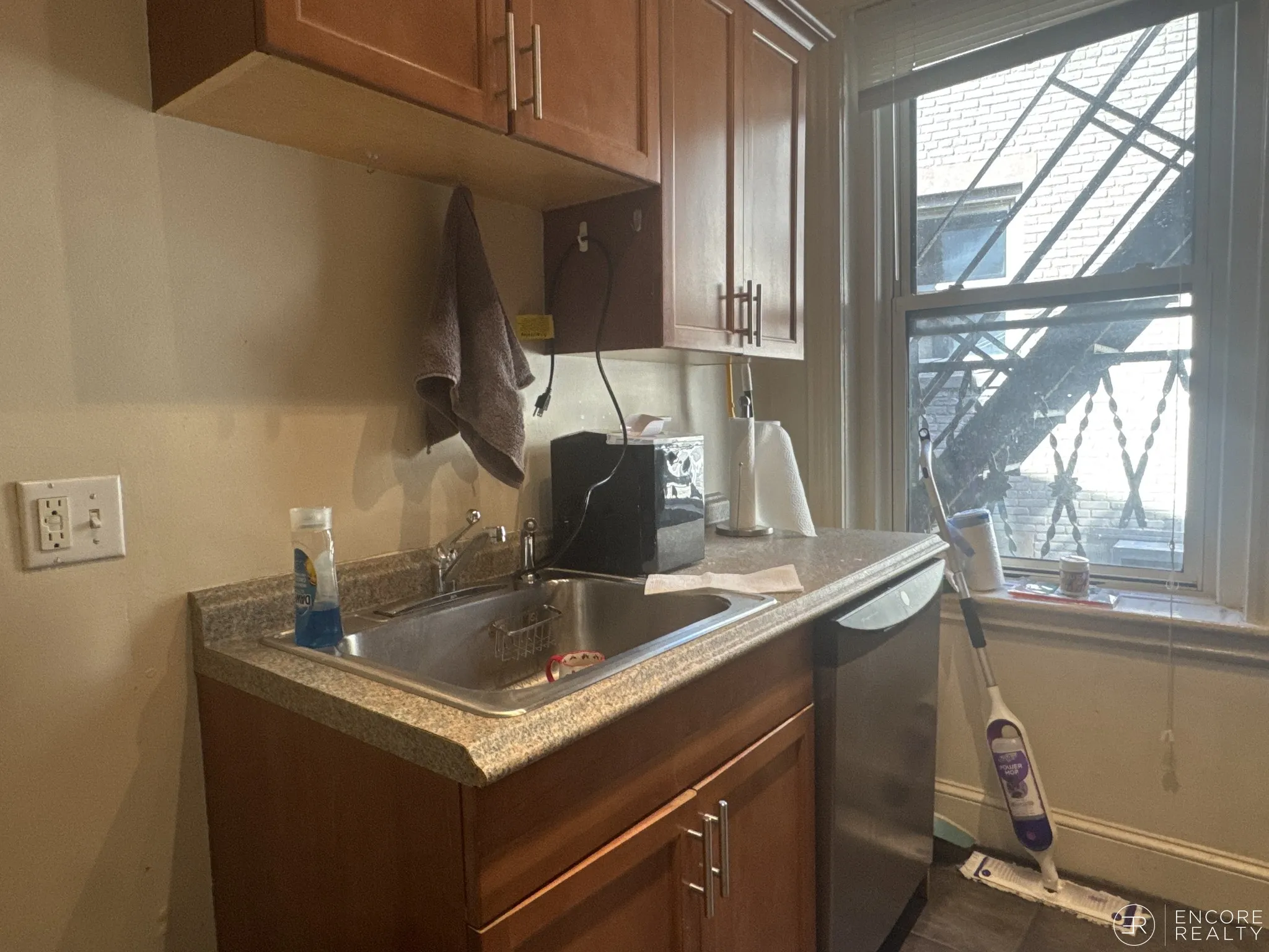 2 bed, 1 bath apartment for rent at 61 Park Dr Unit 11, Fenway — photo 3 of 12