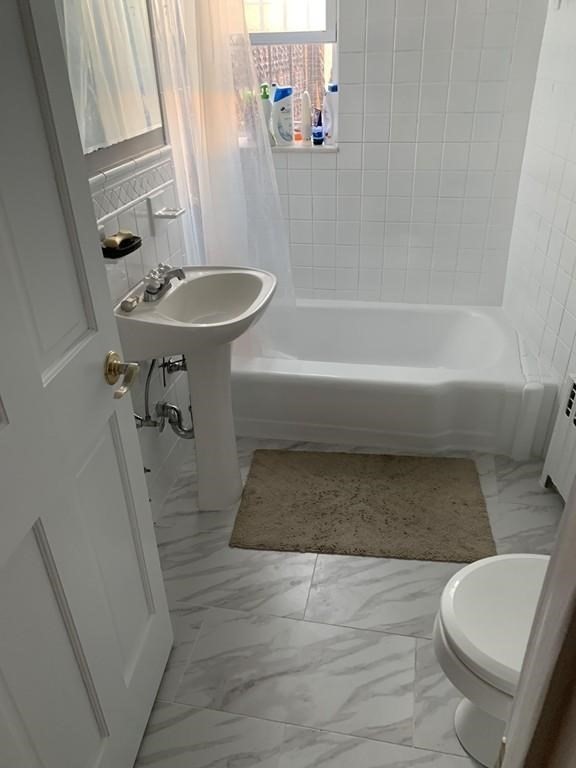 2 bed, 1 bath apartment for rent at 61 Park Dr Unit 16, Fenway — photo 4 of 7