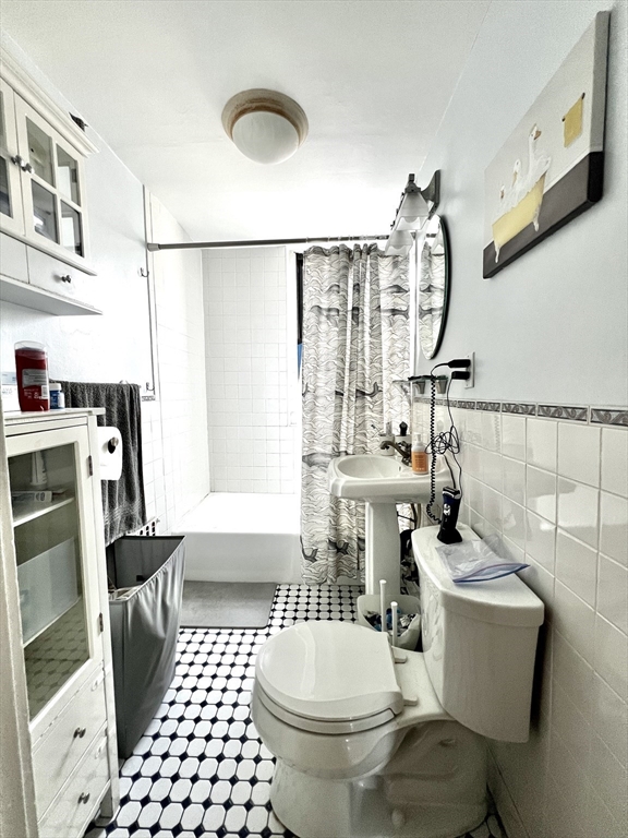 1 bed, 1 bath apartment for rent at 61 Park Dr Unit 19, Fenway — photo 9 of 18
