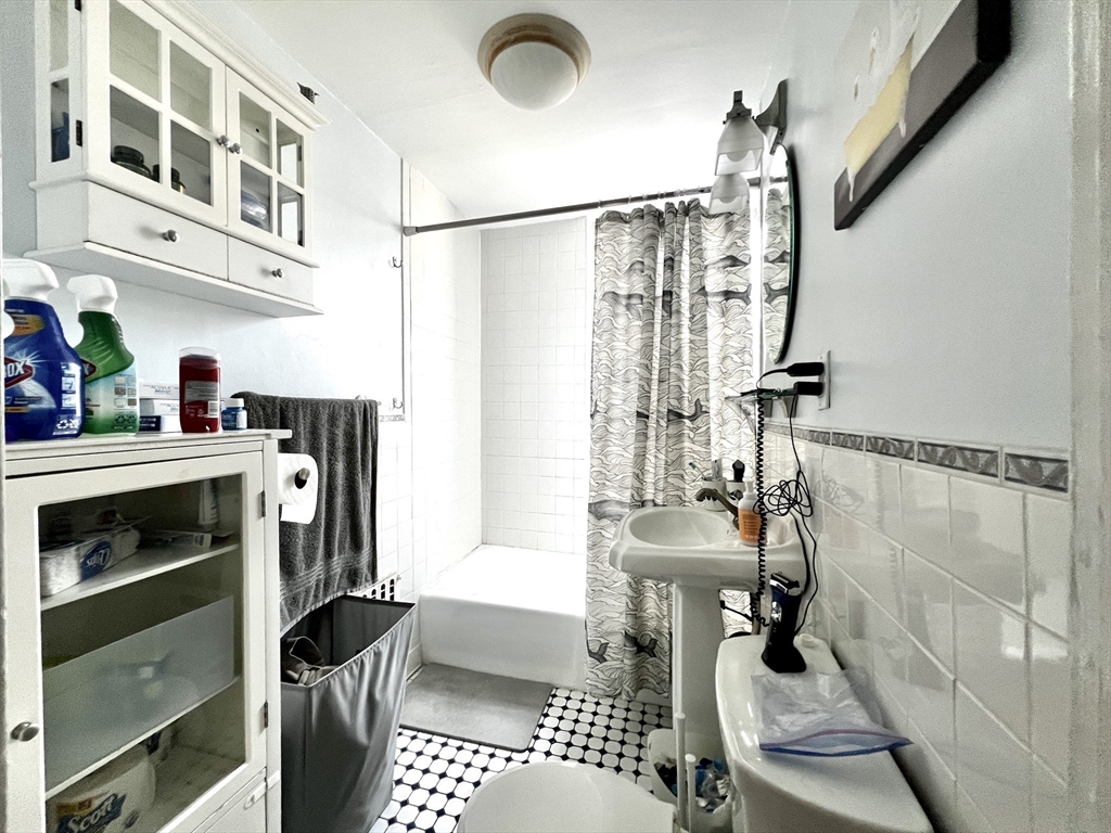 1 bed, 1 bath apartment for rent at 61 Park Dr Unit 19, Fenway — photo 10 of 18