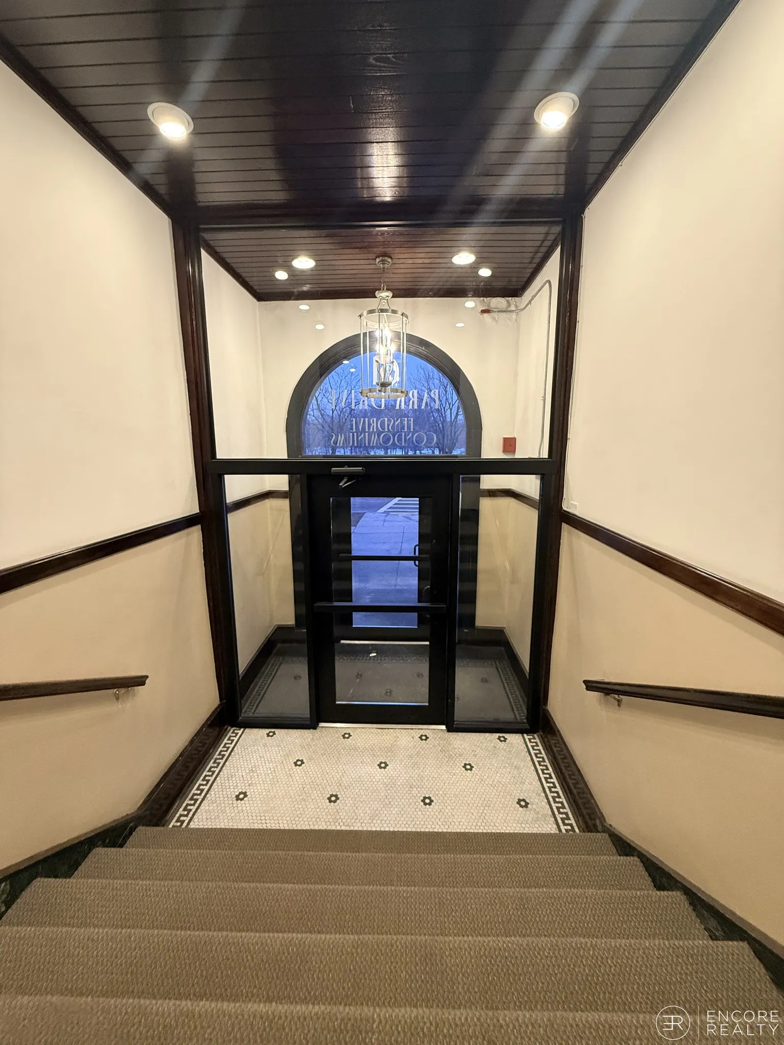 2 bed, 1 bath apartment for rent at 61 Park Dr Unit 5, Fenway — photo 19 of 21