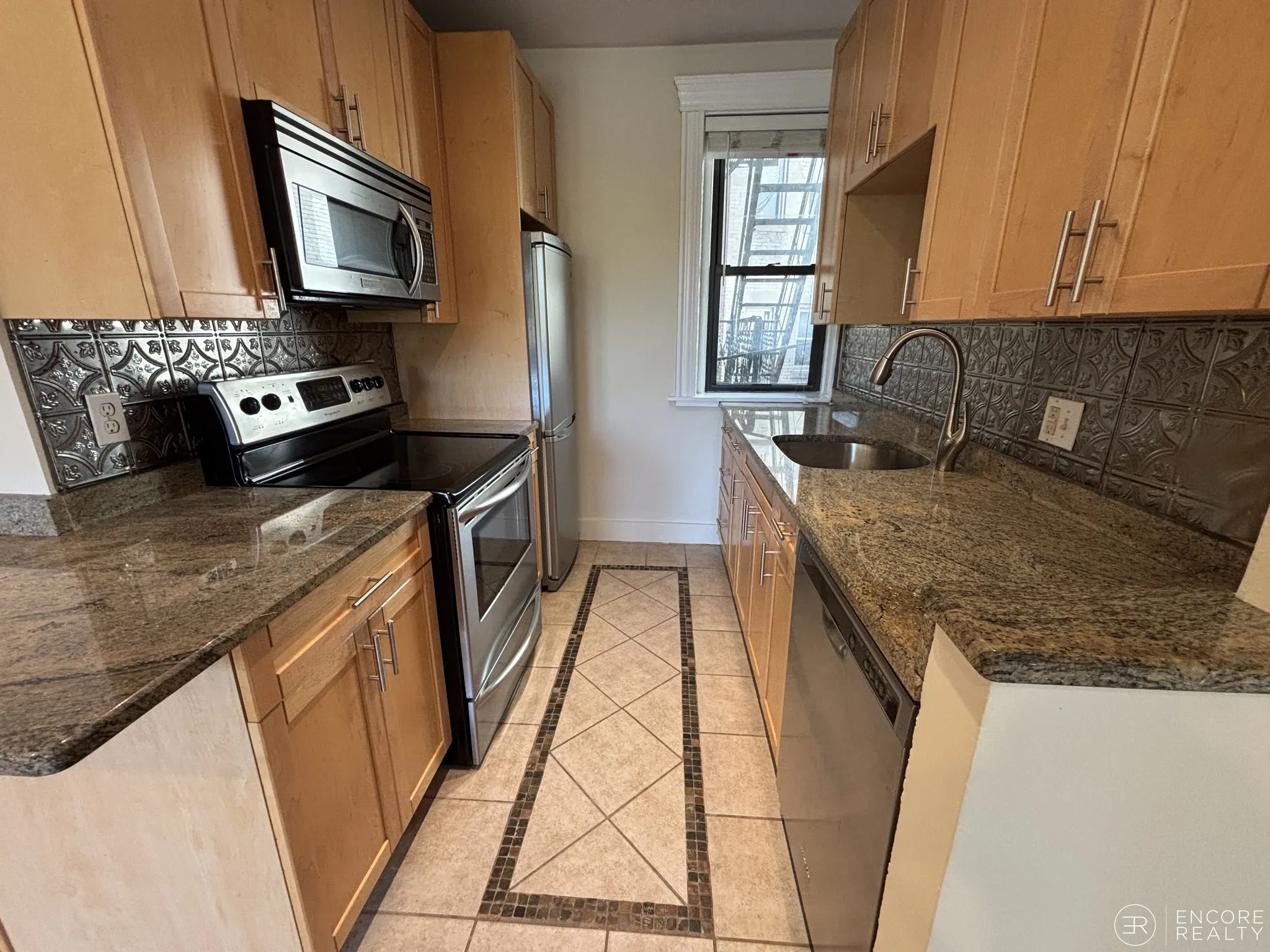 2 bed, 1 bath apartment for rent at 61 Park Dr Unit 5, Fenway — photo 5 of 21