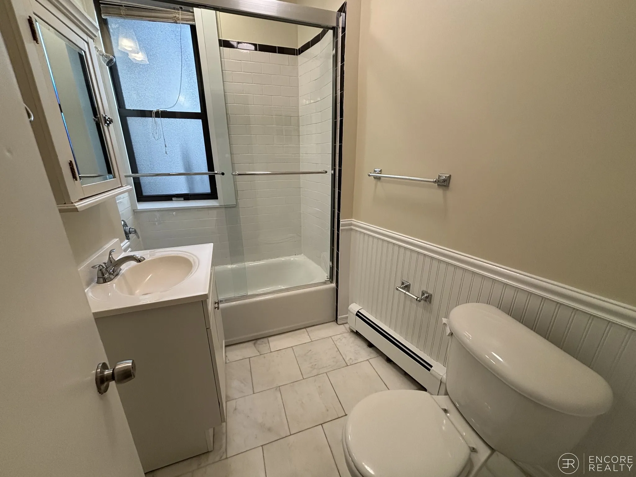 2 bed, 1 bath apartment for rent at 61 Park Dr Unit 5, Fenway — photo 7 of 21