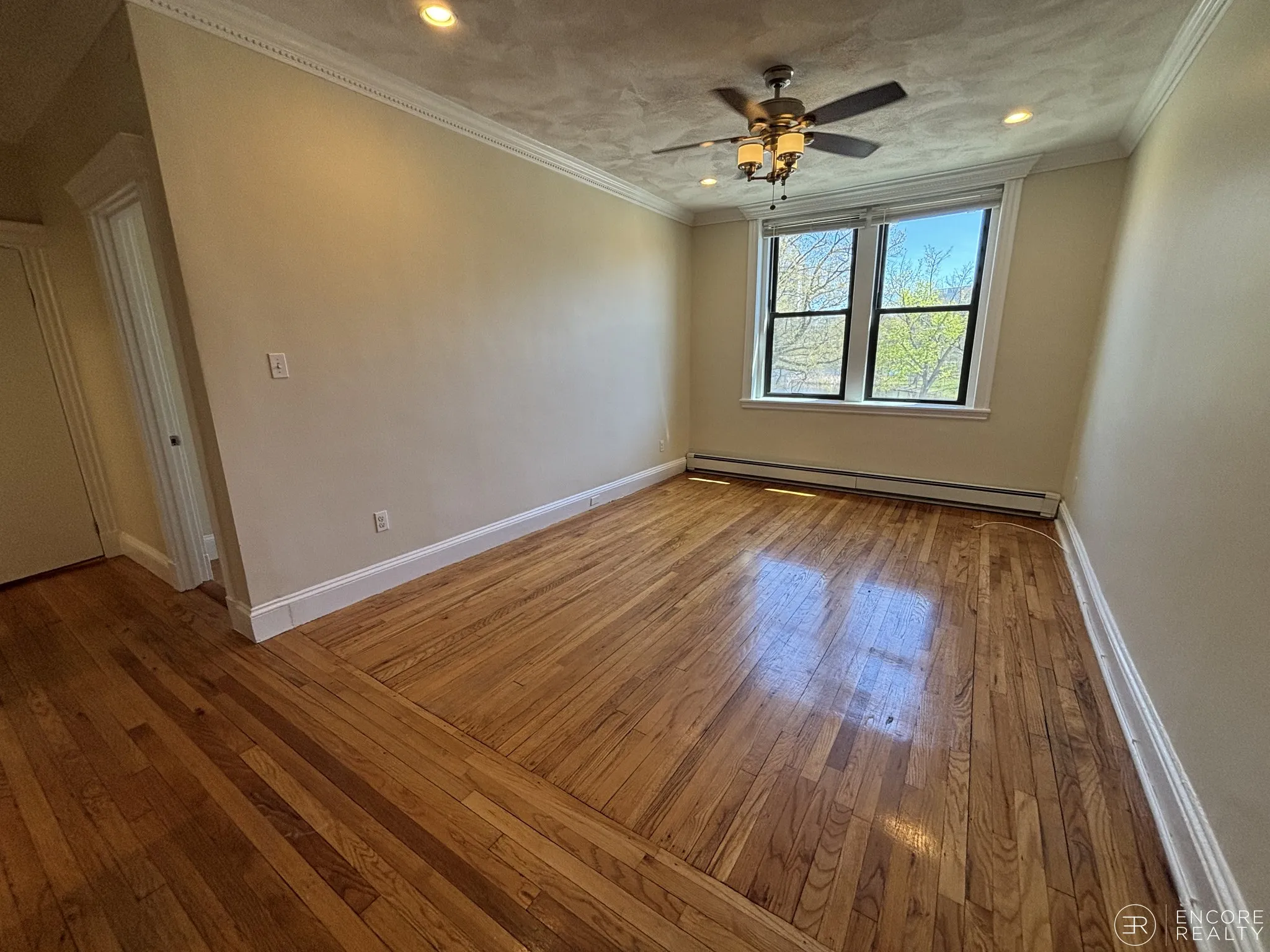 2 bed, 1 bath apartment for rent at 61 Park Dr Unit 5, Fenway — photo 3 of 21