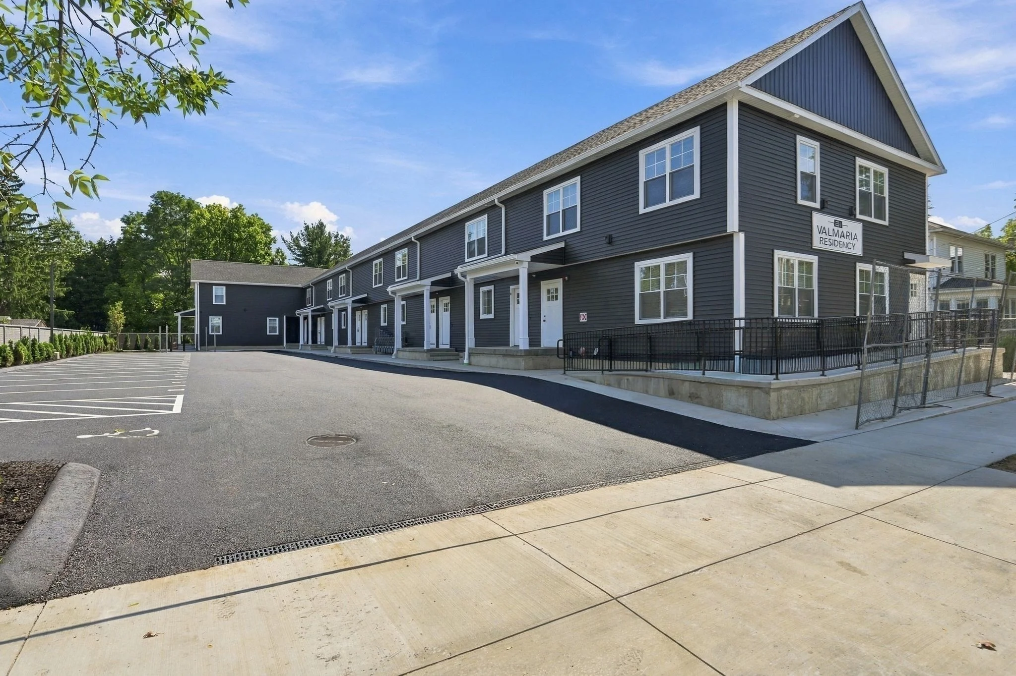 2 bed, 1 bath apartment for rent at 61 Parker St Unit 1, Springfield — photo 13 of 14