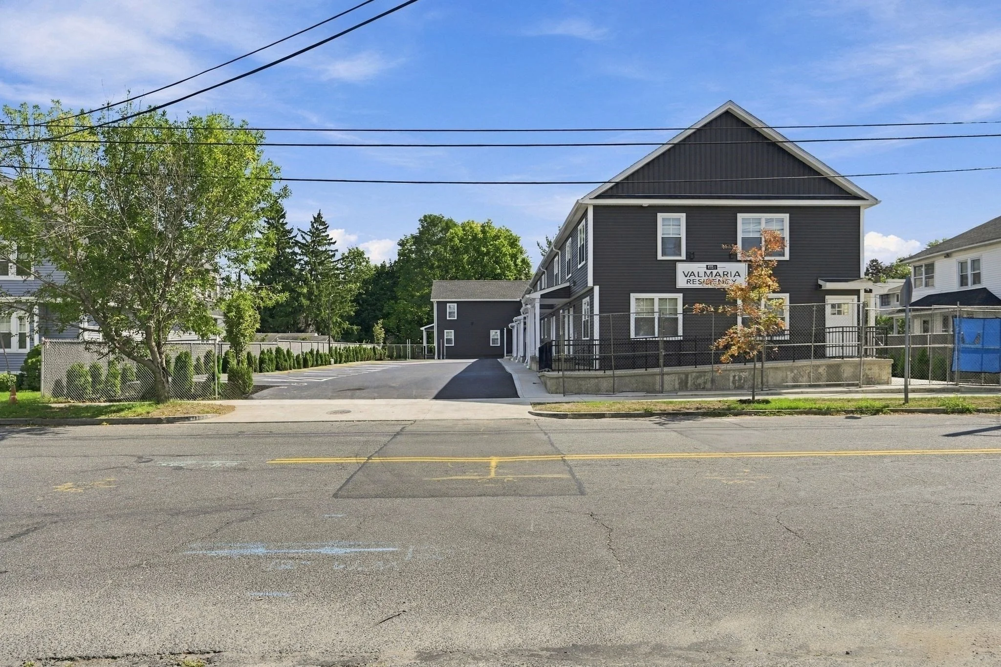 3 bed, 1 bath apartment for rent at 61 Parker St Unit 2, Springfield — photo 21 of 23