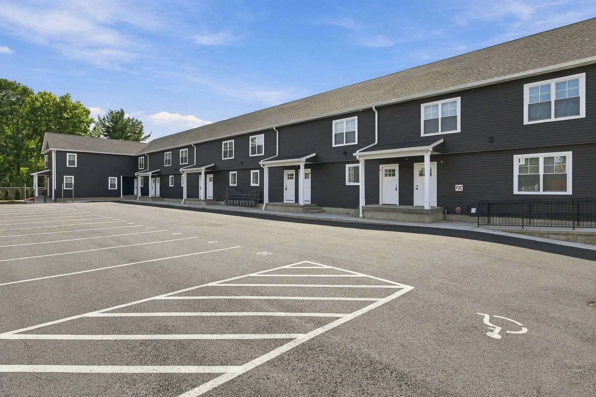 3 bed, 1 bath apartment for rent at 61 Parker St Unit 7, Springfield — photo 15 of 17