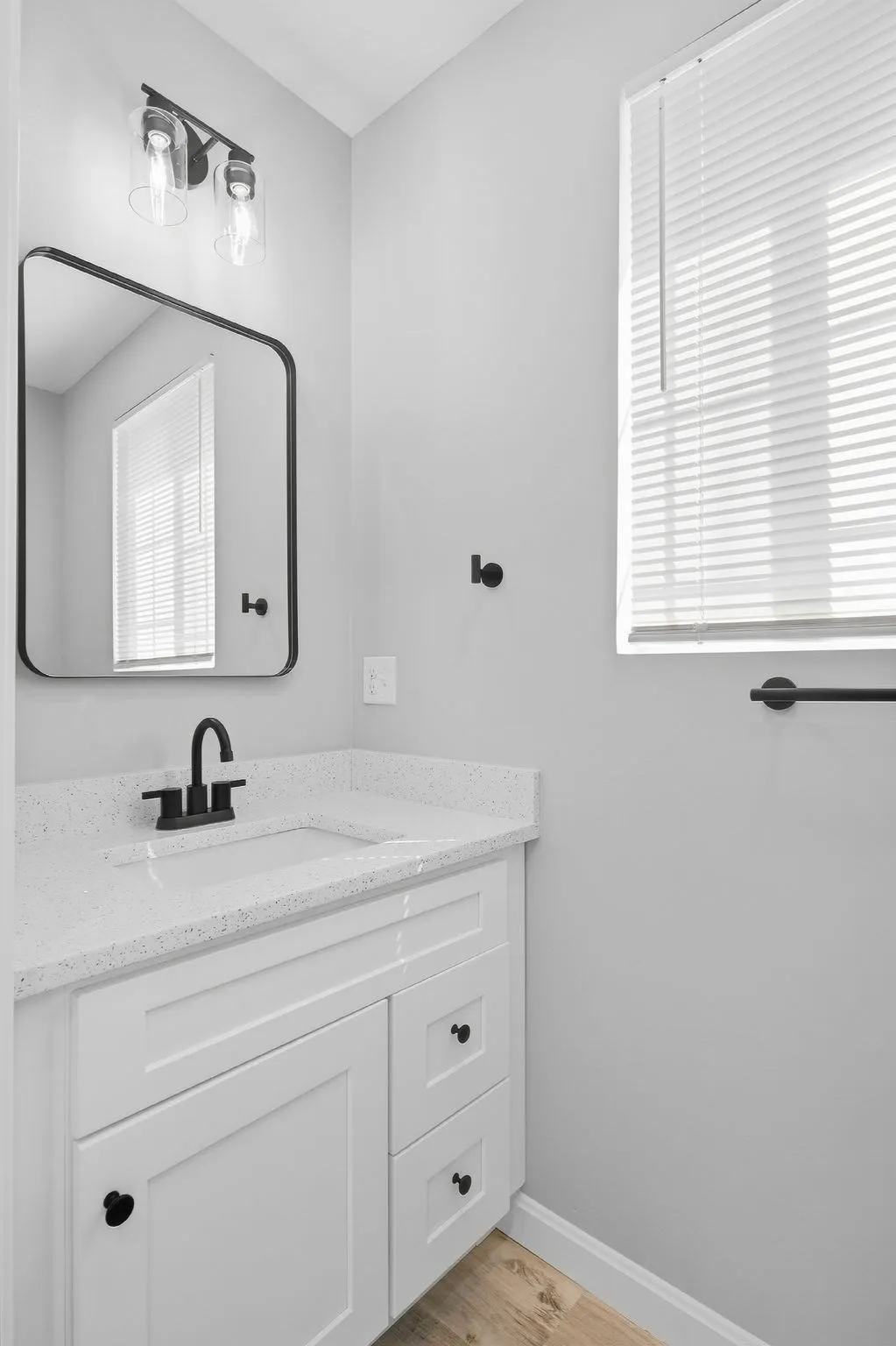 3 bed, 1 bath apartment for rent at 61 Parker St Unit 7, Springfield — photo 6 of 17