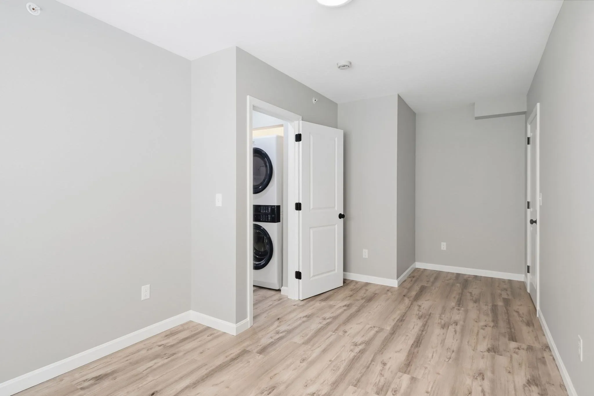 3 bed, 1 bath apartment for rent at 61 Parker St Unit 7, Springfield — photo 12 of 17