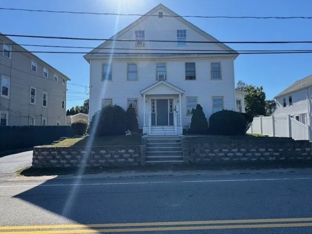 2 bed, 1 bath apartment for rent at 61 Plain St Unit 1F, Taunton — photo 1 of 15